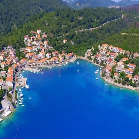 Tina - One Bedroom With Terrace *