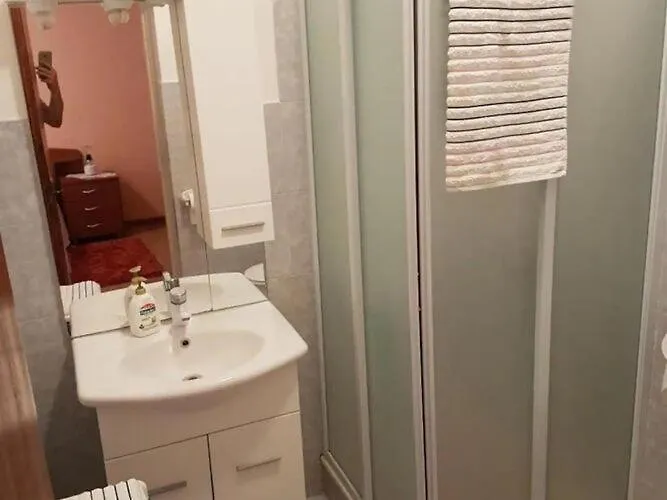 Tina - One Bedroom With Terrace Smokvica (Korcula)